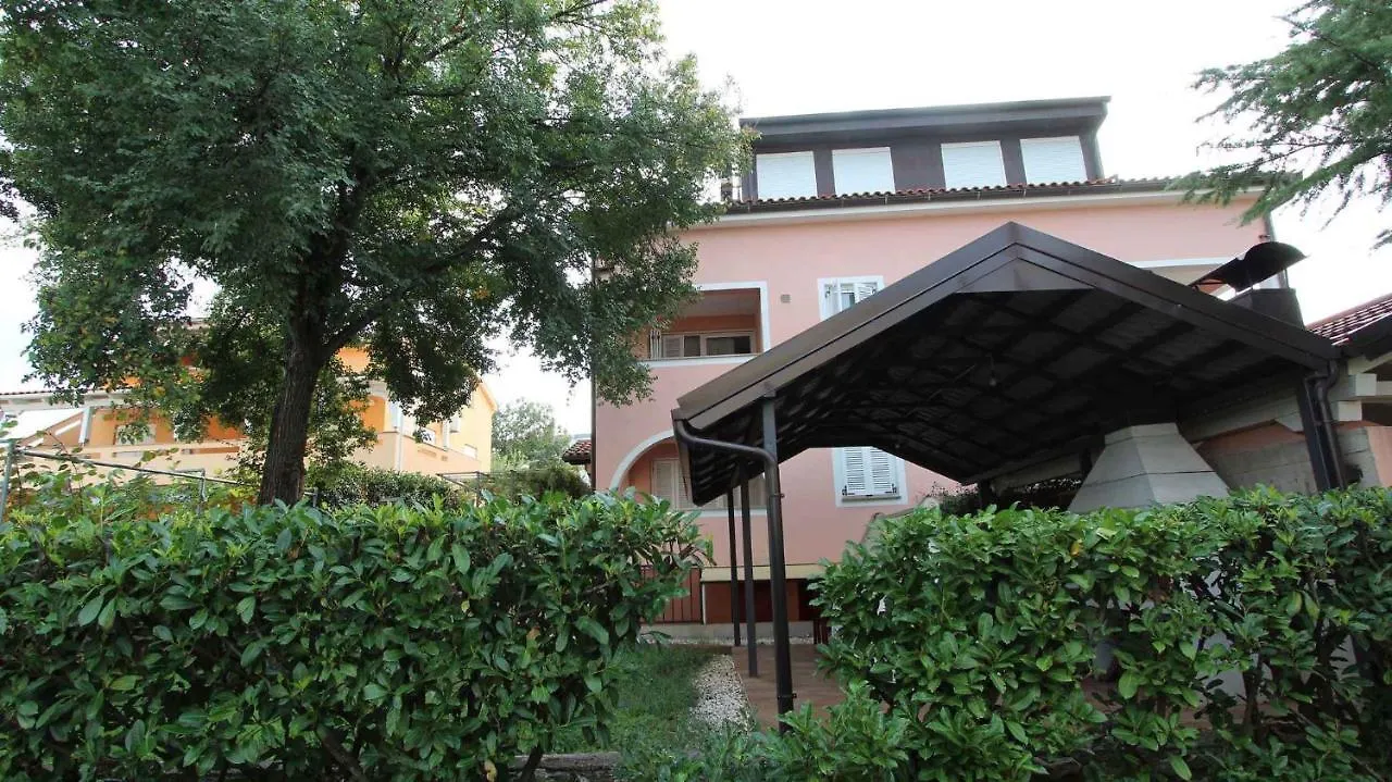 Apartment In Malinska/Insel Krk 14682 Porat